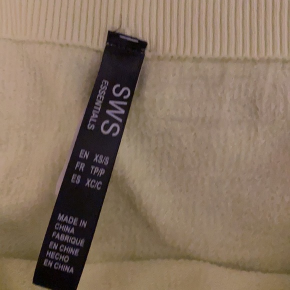 NEON YELLOW CROPPED TUBE TOP - Picture 2 of 2